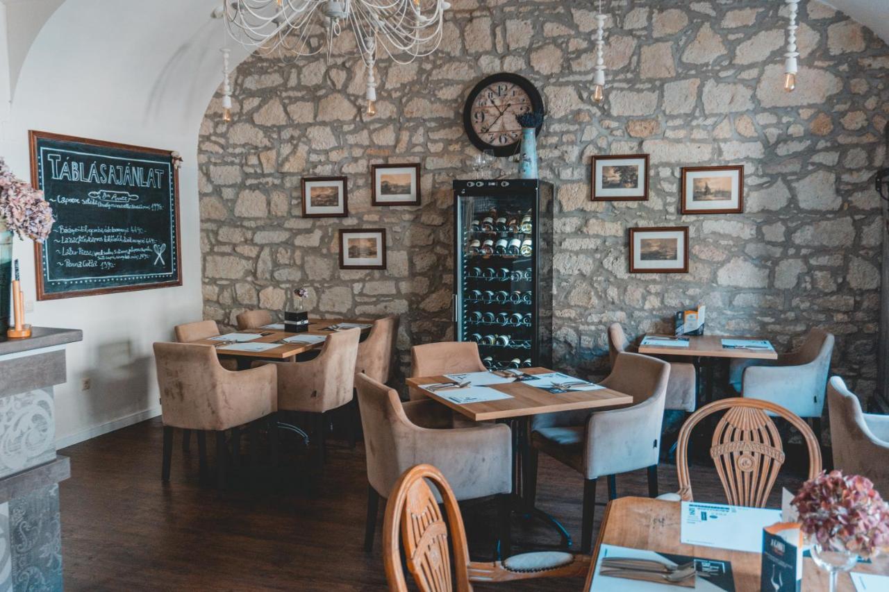 Labor Kvartely Hotel Токай Екстериор снимка