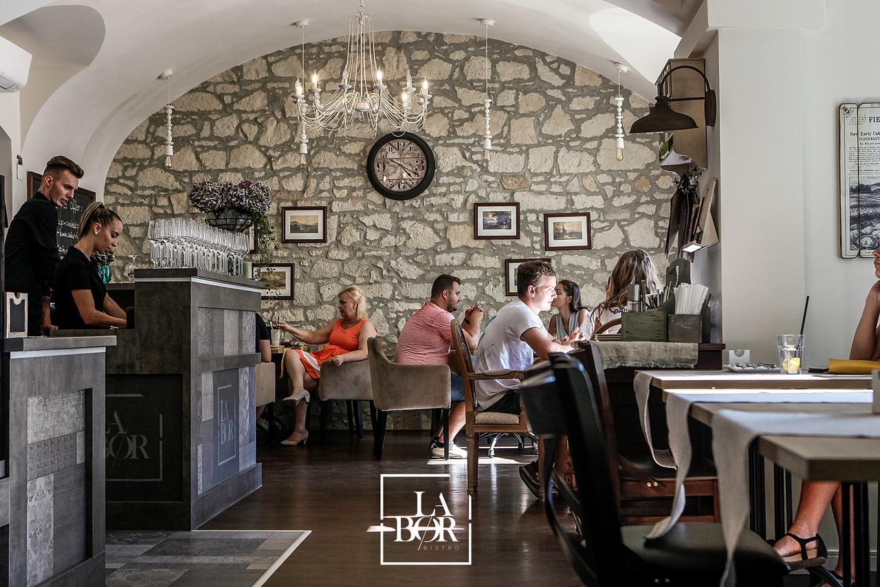 Labor Kvartely Hotel Токай Екстериор снимка