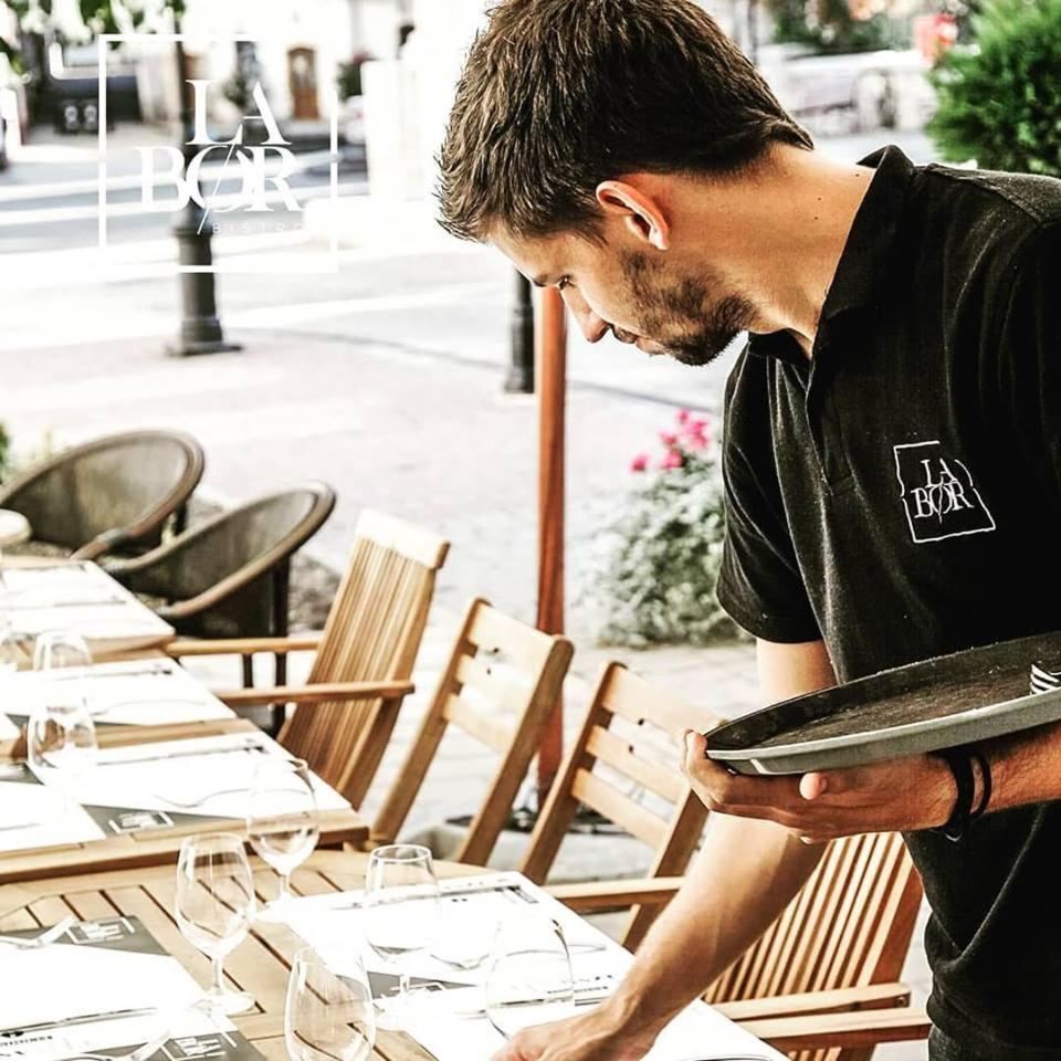 Labor Kvartely Hotel Токай Екстериор снимка